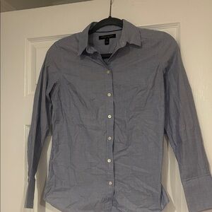 Banana Republic Light Blue Casual Button-Down Shirt